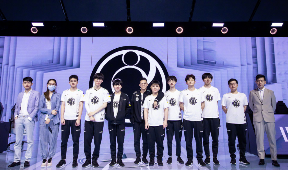 他在面对高 他在面对高