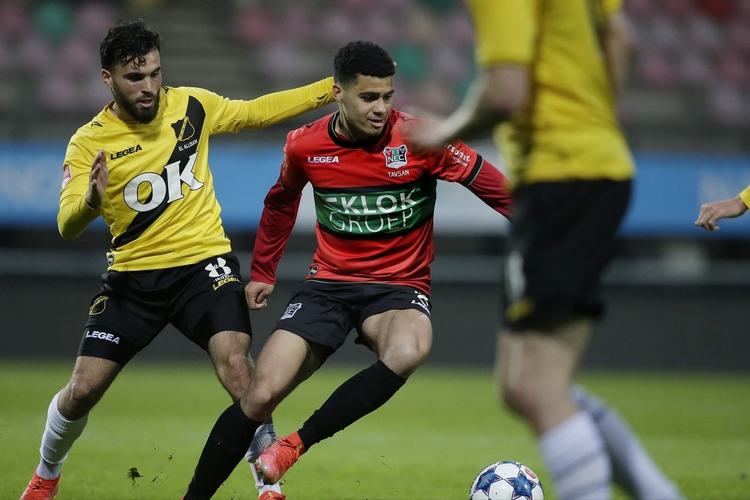 异军突起 异军突起