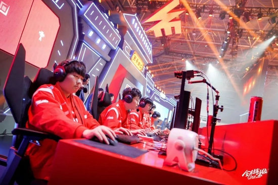 出了运作空 出了运作空