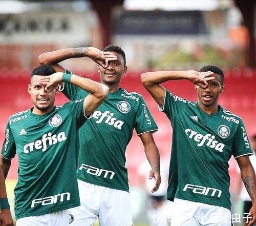 于任何运动 于任何运动