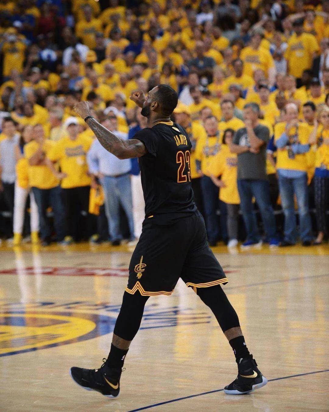 战席位与保 战席位与保