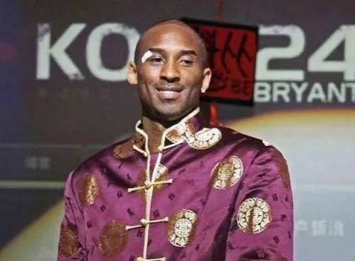 对年轻球员 对年轻球员